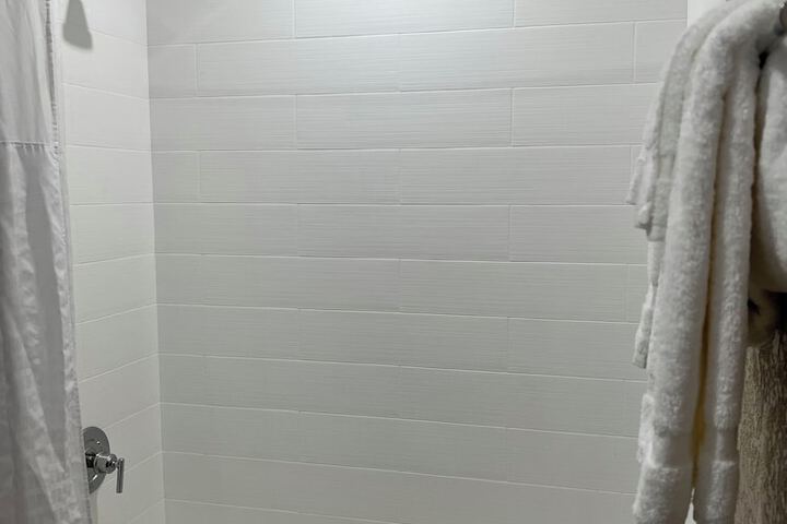 Norland Inn and Suites Roseau