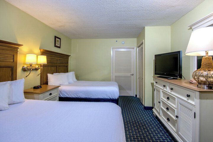 Room 111 of 273