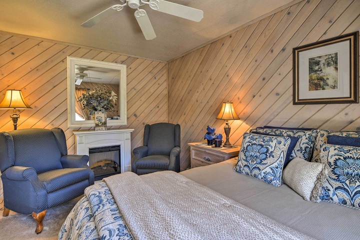 Sonora Home on 10 Resort Acres w / Shared Pool!
