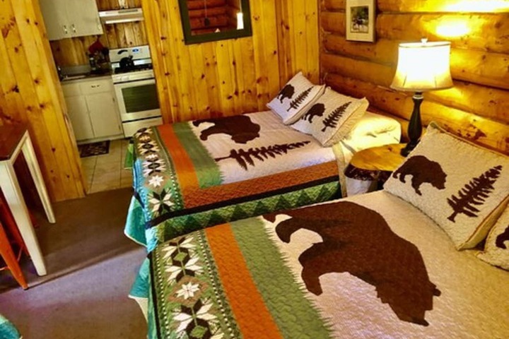 Carlo Creek Cabins