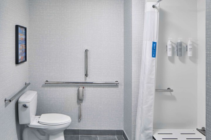 Hampton Inn & Suites Saratoga Springs Downtown