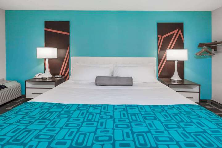 Room 7 of 23