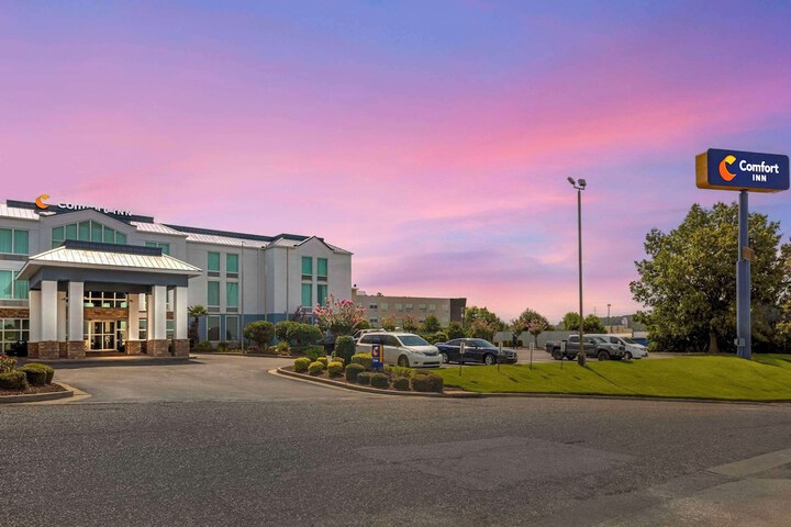 Comfort Inn Meridian - Bonita Lakes