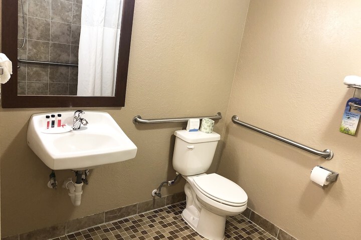 Room 7 of 21