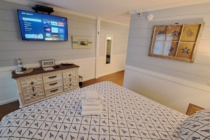 Saint Simons Inn by the Lighthouse