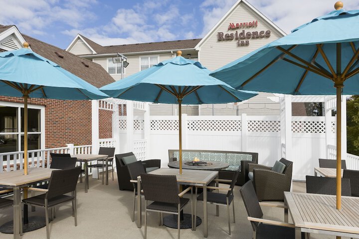 Terrace/Patio 21 of 23