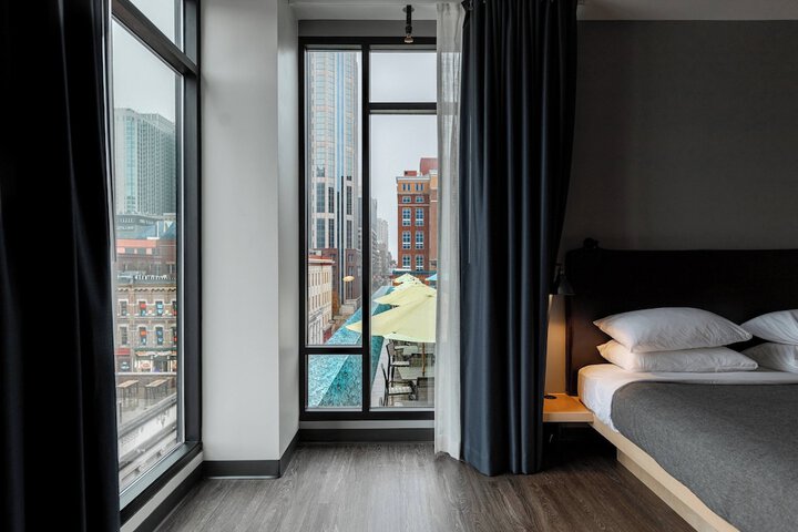Room 20 of 31