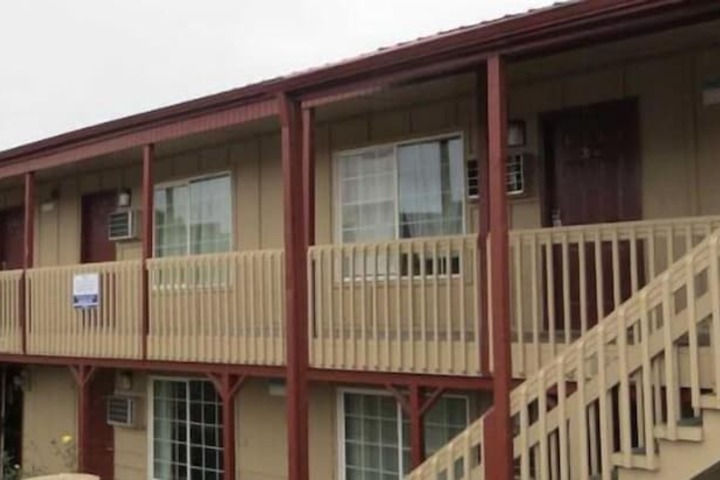 Hotel 2 of 14