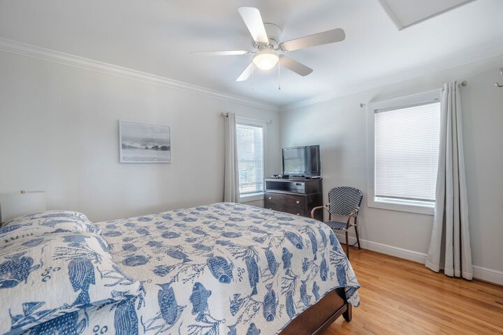 Surfside Cottage by Topsail Realty