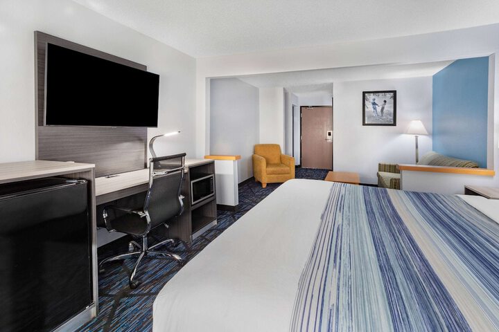Room 26 of 50