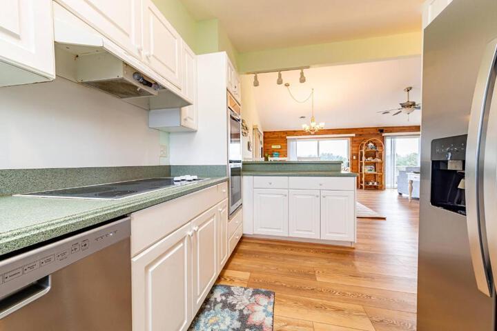 Duck R Way - Poteskeet Ocean View, 260 Yds to Beach, Pool, Hot Tub, Walk to Downtown Duck