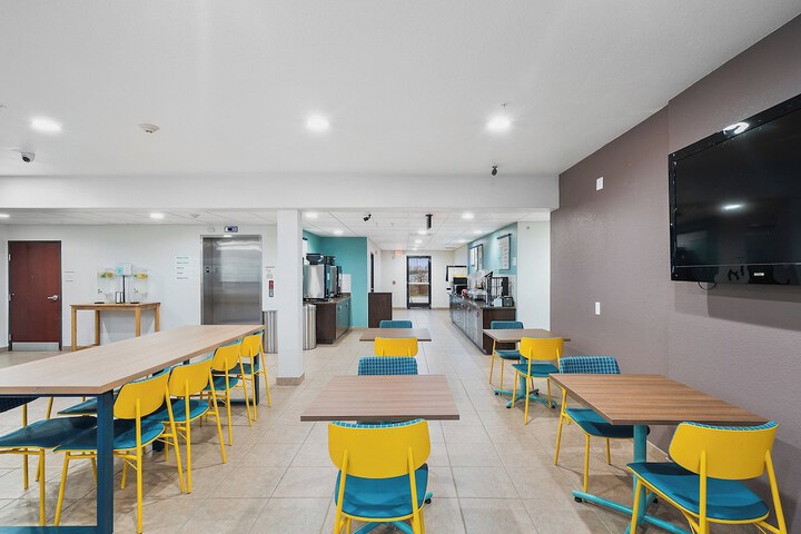 Garner Hotel Gonzales by IHG