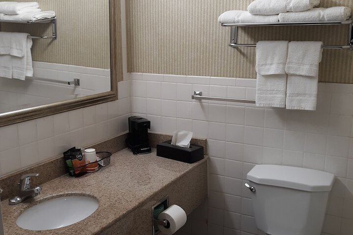 Room 14 of 24