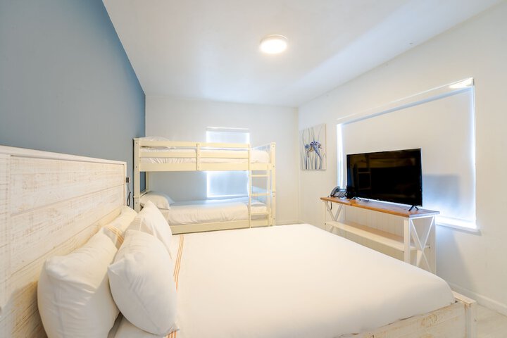 Room 55 of 116