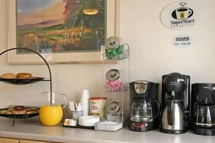 Breakfast/Coffee Service 17 of 17