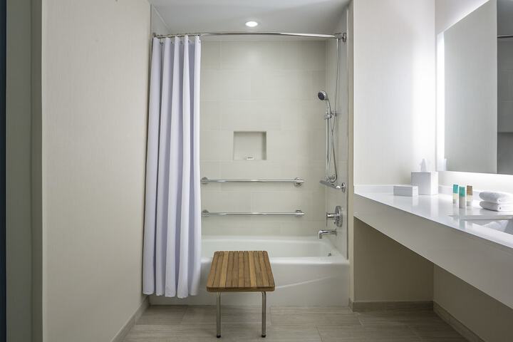 Room 29 of 57