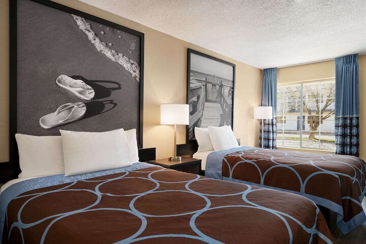 Room 40 of 54