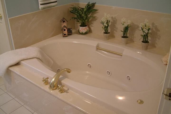 Truman Gillet House Bed & Breakfast