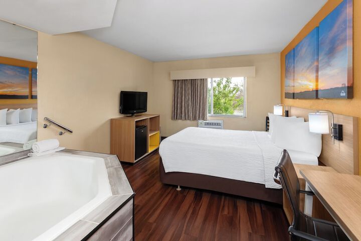 Room 13 of 56