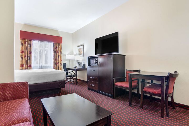 Best Western Plus Flowood Inn & Suites