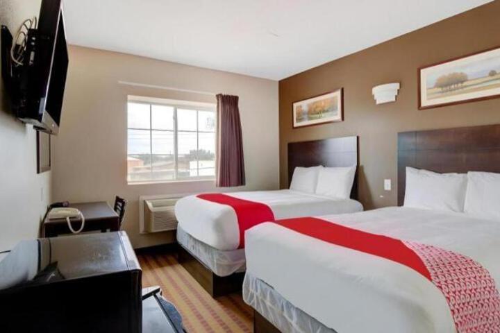 Hotel O Dilley Main St. TX