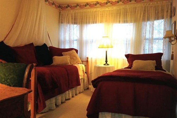 Room 36 of 71