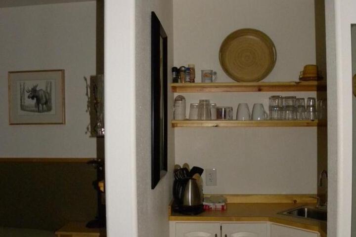 Alaska Chalet Bed & Breakfast
