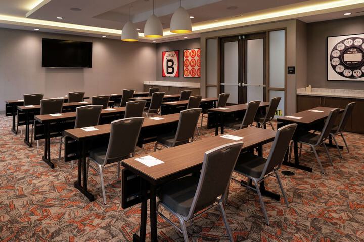 Hampton Inn & Suites Buena Park