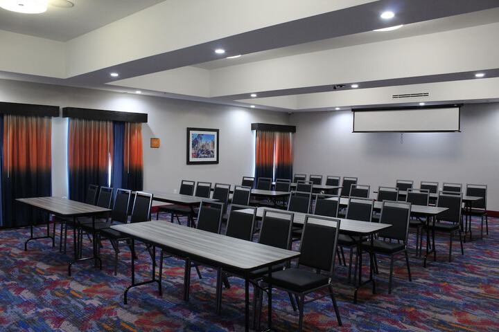La Quinta Inn and Suites by Wyndham Schertz-San Antonio-Selma