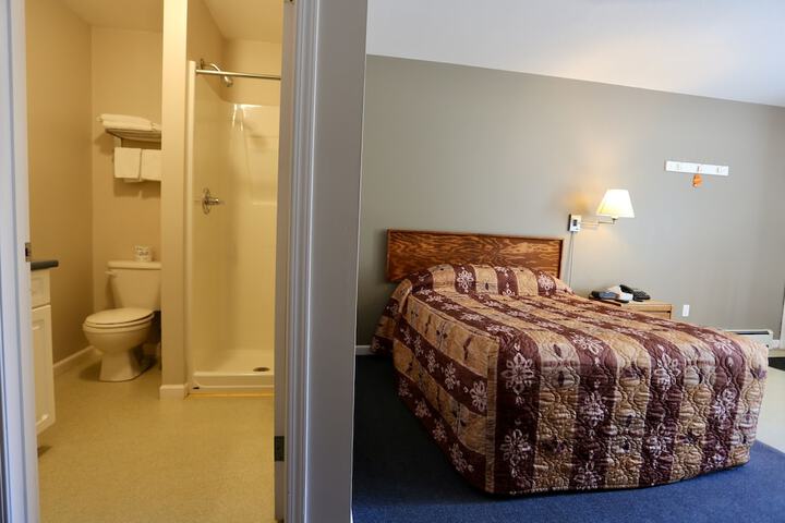 Room 11 of 12