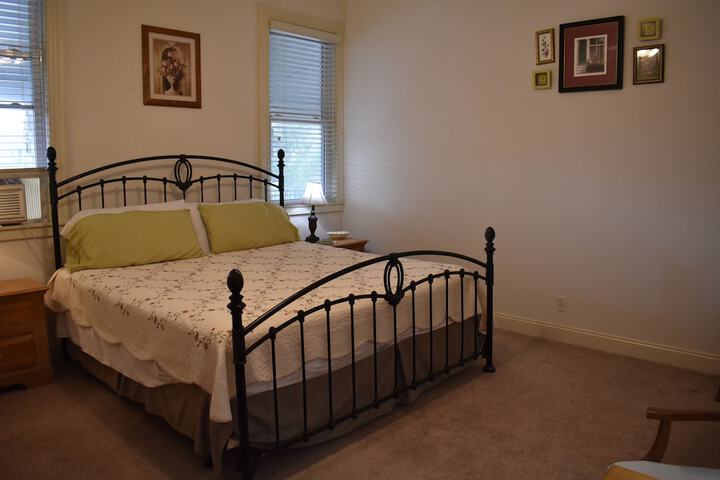 Room 140 of 238