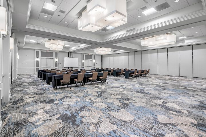 Hilton San Diego / Del Mar