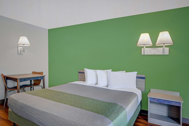 Room 44 of 55
