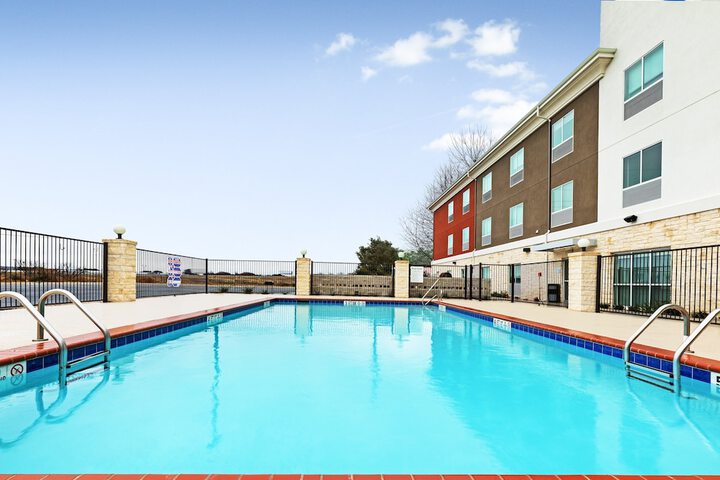 Pool 5 of 66