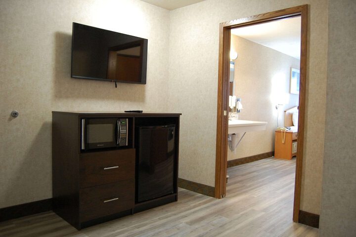 Room 26 of 55