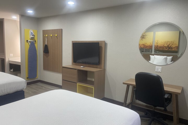 Room 22 of 33