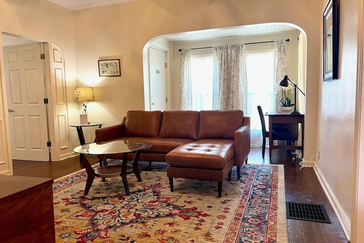The Mount Vernon Inn