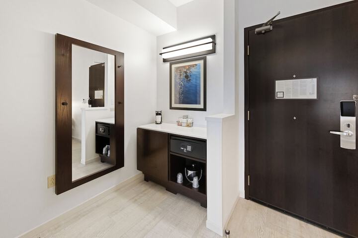 Room 29 of 57
