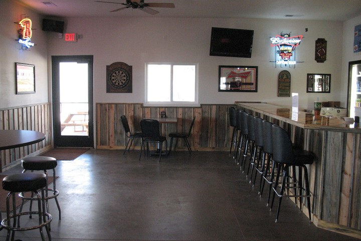 Lounge 9 of 21