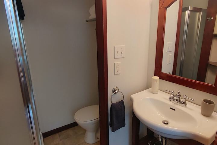Room 43 of 46