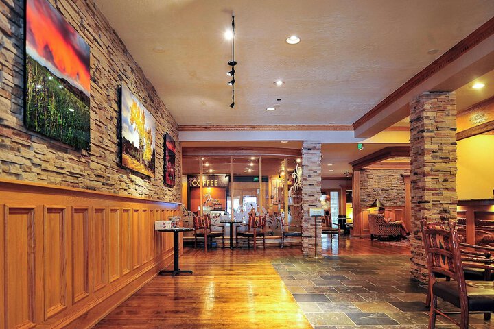 Hotel Interior 12 of 39