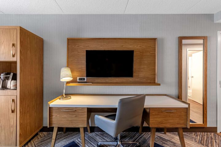 Room 22 of 27