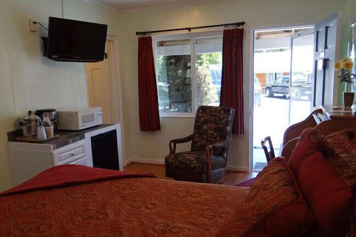 Room 178 of 191