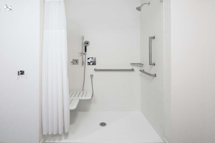 Room 43 of 54