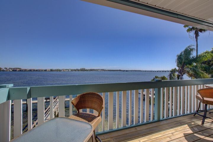 Anna Maria Island Beach Palms 5B