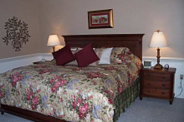 Camelot Restaurant & Inn