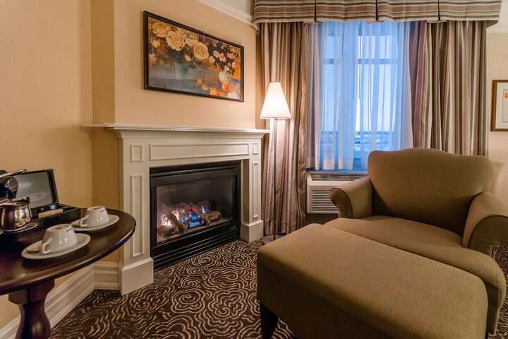 Le St-Martin Hotel & Suites Laval