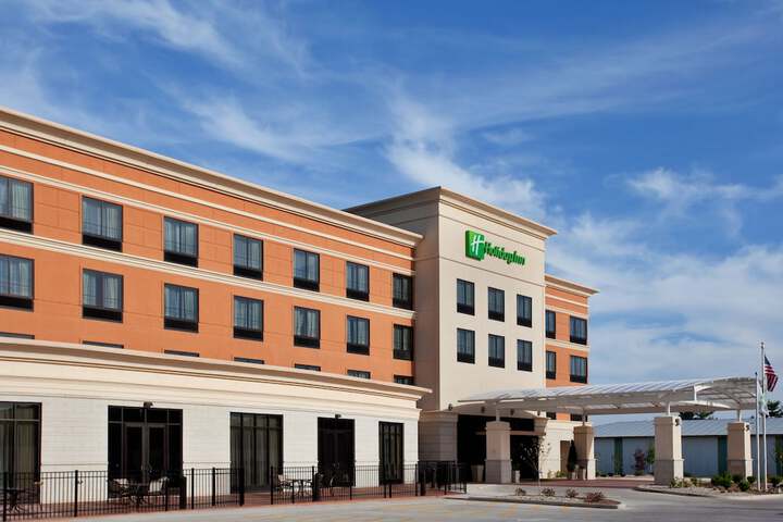 Hotel 2 of 44