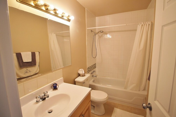 Executive Private Suites near Calgary