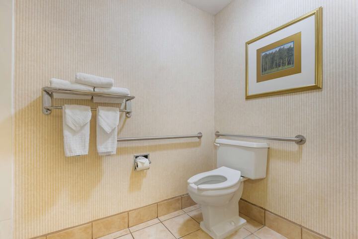 Room 22 of 45